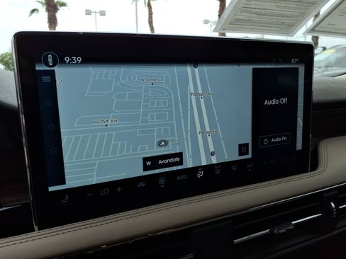 Used 2024 Lincoln Corsair Reserve FWD image 18