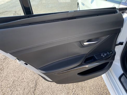 Used 2016 BMW 650i Gran Coupe xDrive image 34