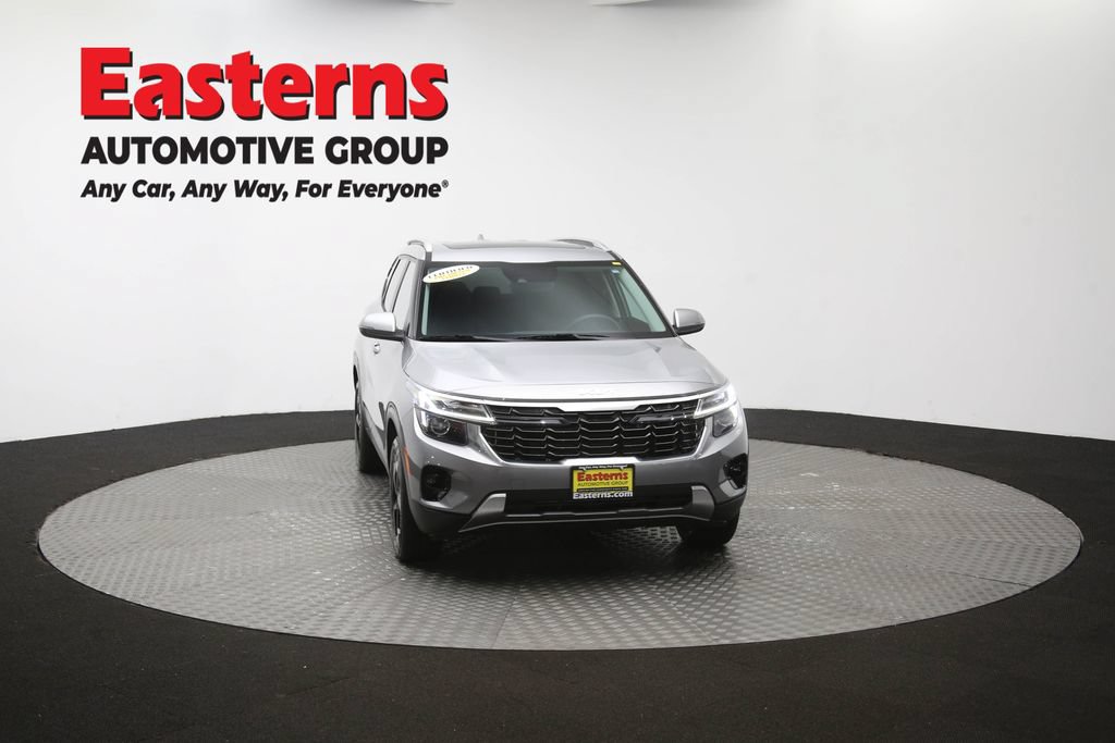 Used 2024 Kia Seltos EX AWD/4WD image 54