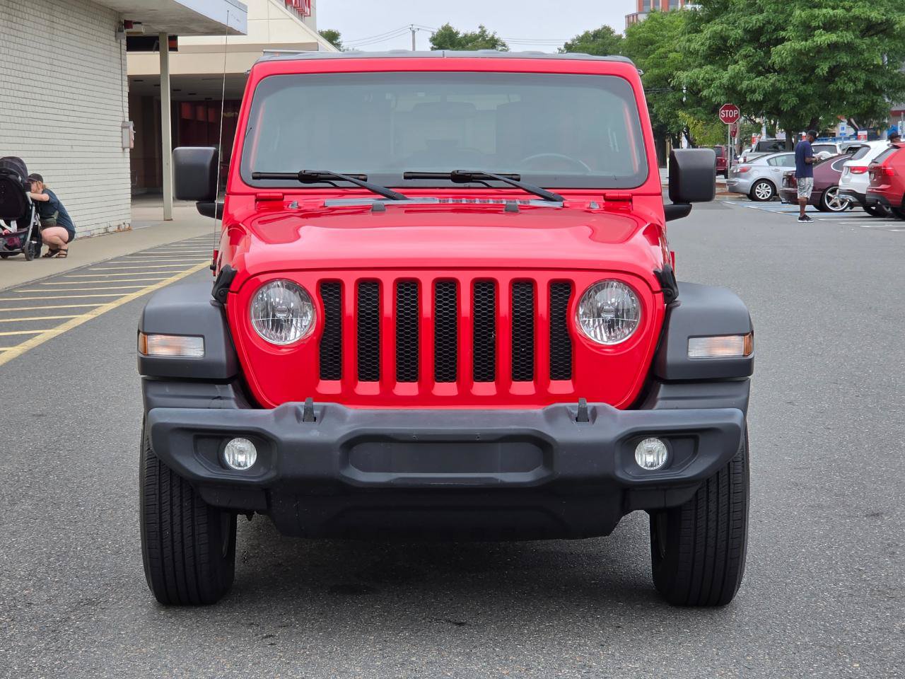 Used 2021 Jeep Wrangler Unlimited Sport AWD/4WD image 2