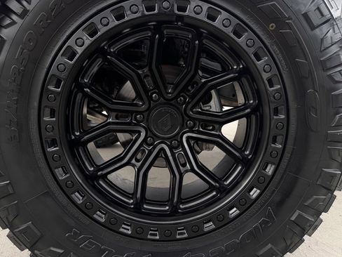 Used 2025 Ford Bronco Big Bend AWD/4WD image 9