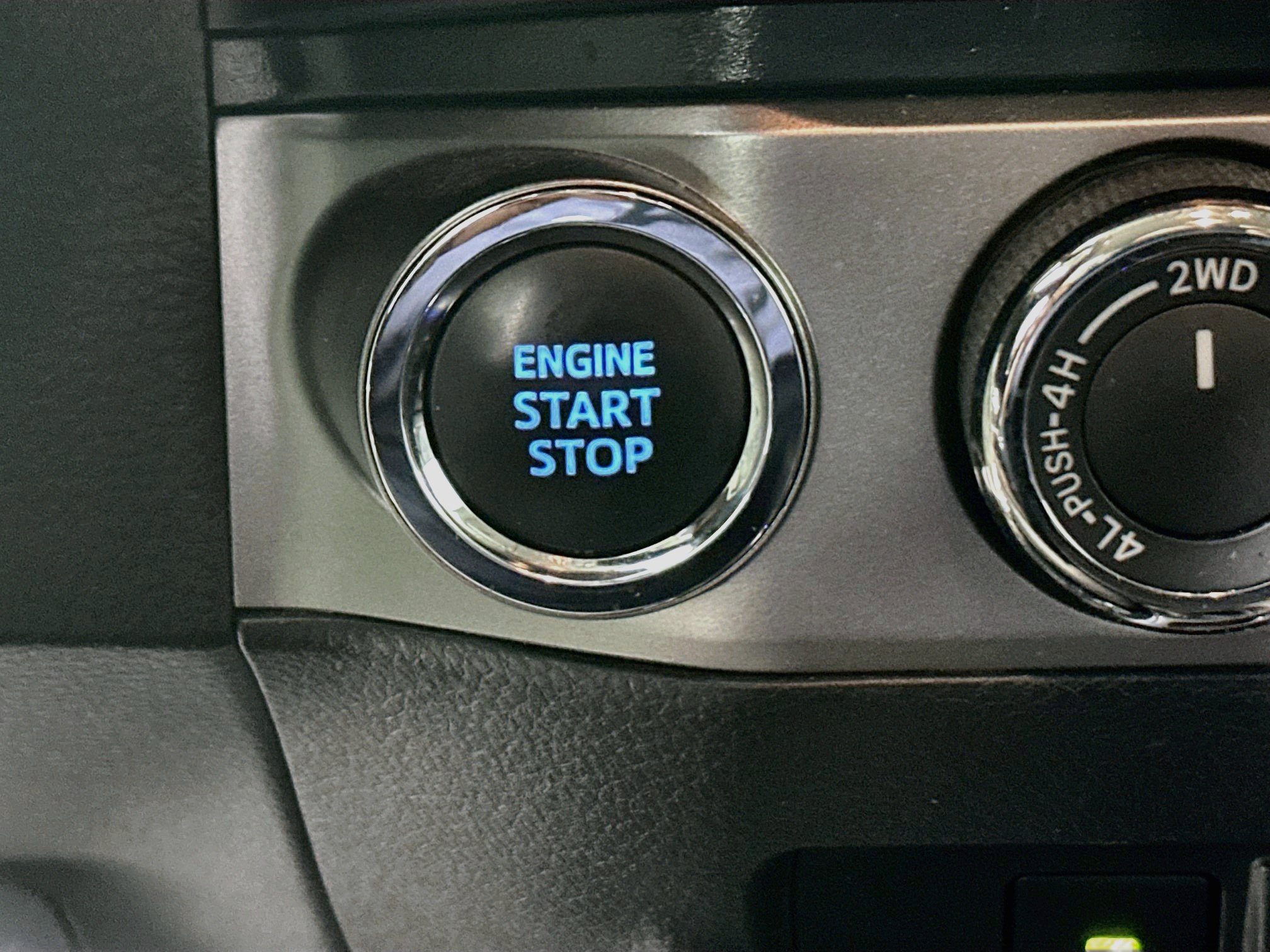 Used 2023 Toyota Tacoma SR5 w/ Technology Package AWD/4WD image 20