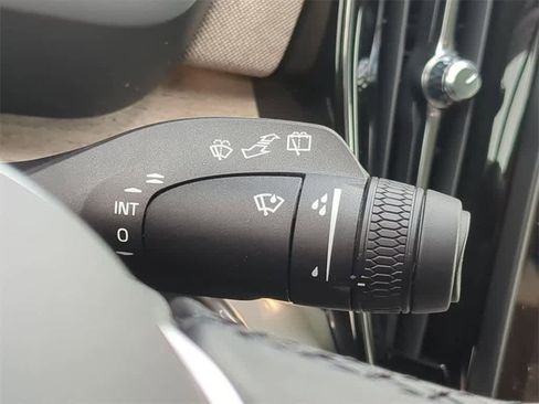 New 2026 Volvo XC90 B5 Core image 24