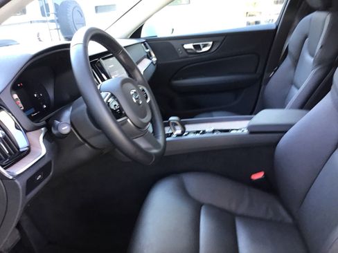 Certified 2025 Volvo V60 B5 Cross Country Plus image 16