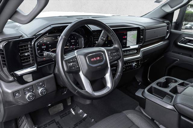 Used 2025 GMC Sierra 2500 SLE w/ SLE Value Package; AWD/4WD image 10