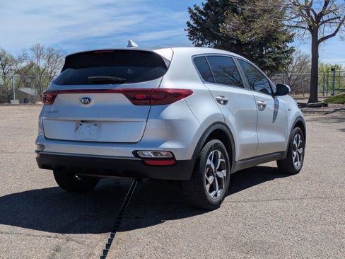 Used 2020 Kia Sportage LX image 5