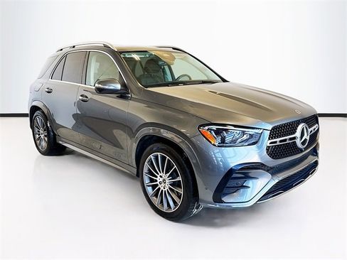 Used 2024 Mercedes-Benz GLE 350 4MATIC image 3