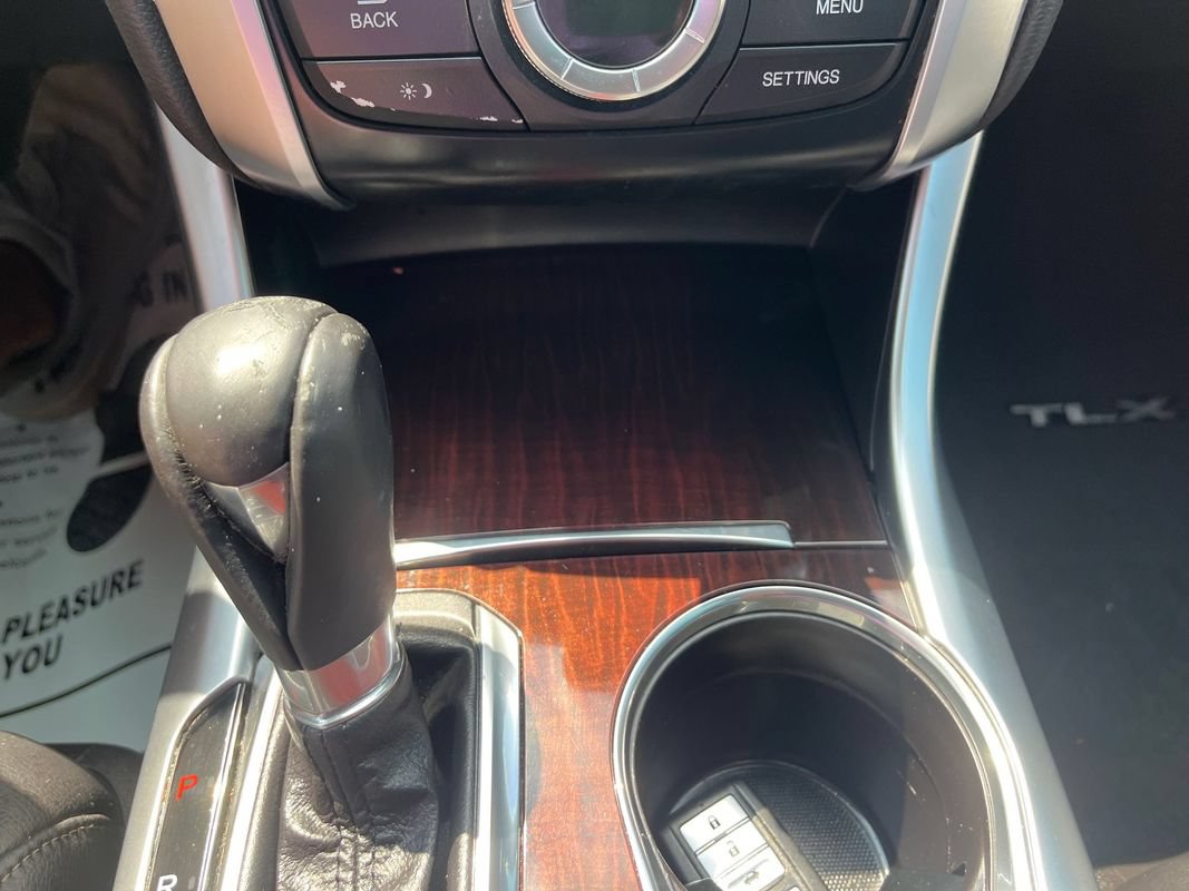 Used 2016 Acura TLX FWD image 29