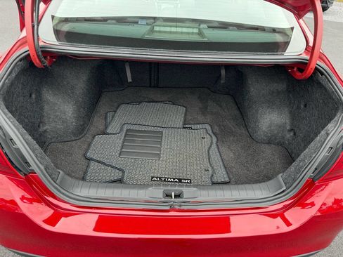 Used 2018 Nissan Altima 2.5 SR w/ SR Special Edition image 19