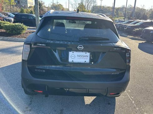 New 2026 Nissan Kicks SV w/ SV Premium Package AWD/4WD image 6