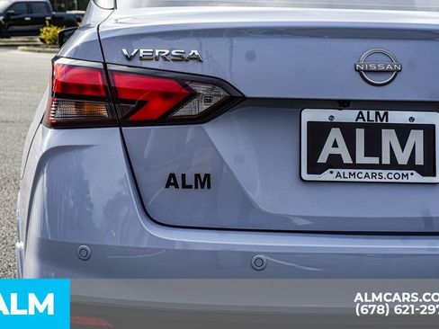 Used 2025 Nissan Versa SV w/ Trunk Package image 13