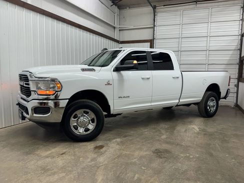 Used 2021 RAM 2500 Big Horn image 2