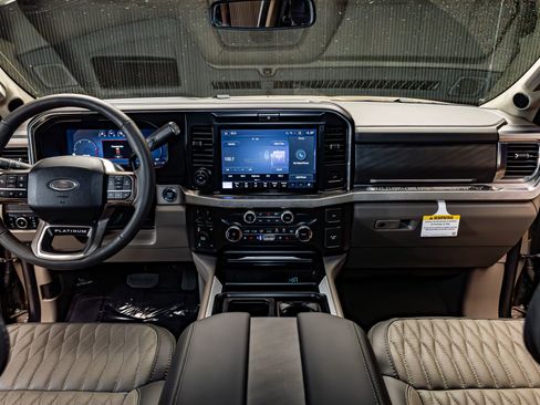 Used 2026 Ford F350 Platinum w/ Platinum Plus Package image 18