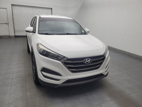 Used 2016 Hyundai Tucson Sport FWD image 14