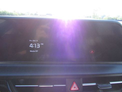 Used 2024 Kia Seltos S image 29