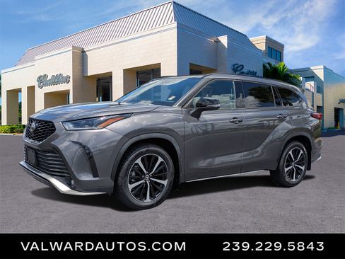 Used 2022 Toyota Highlander XSE AWD/4WD image 1