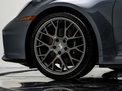 Used 2025 Porsche 911 Carrera image 96