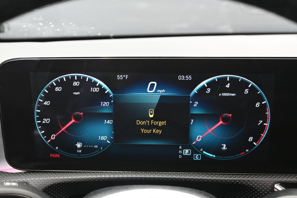 Used 2022 Mercedes-Benz A 220 4MATIC image 14
