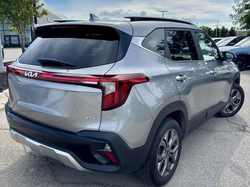 Used 2024 Kia Seltos S AWD/4WD image 5