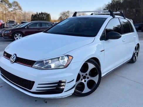Used 2015 Volkswagen GTI S FWD image 3