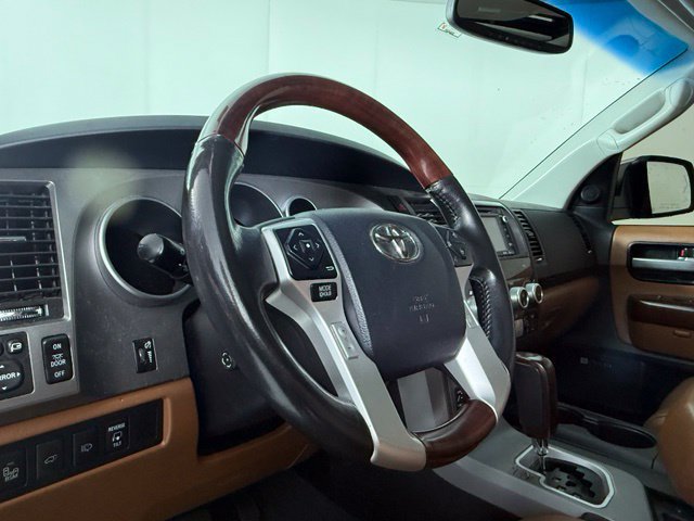 Used 2016 Toyota Sequoia Platinum AWD/4WD image 17
