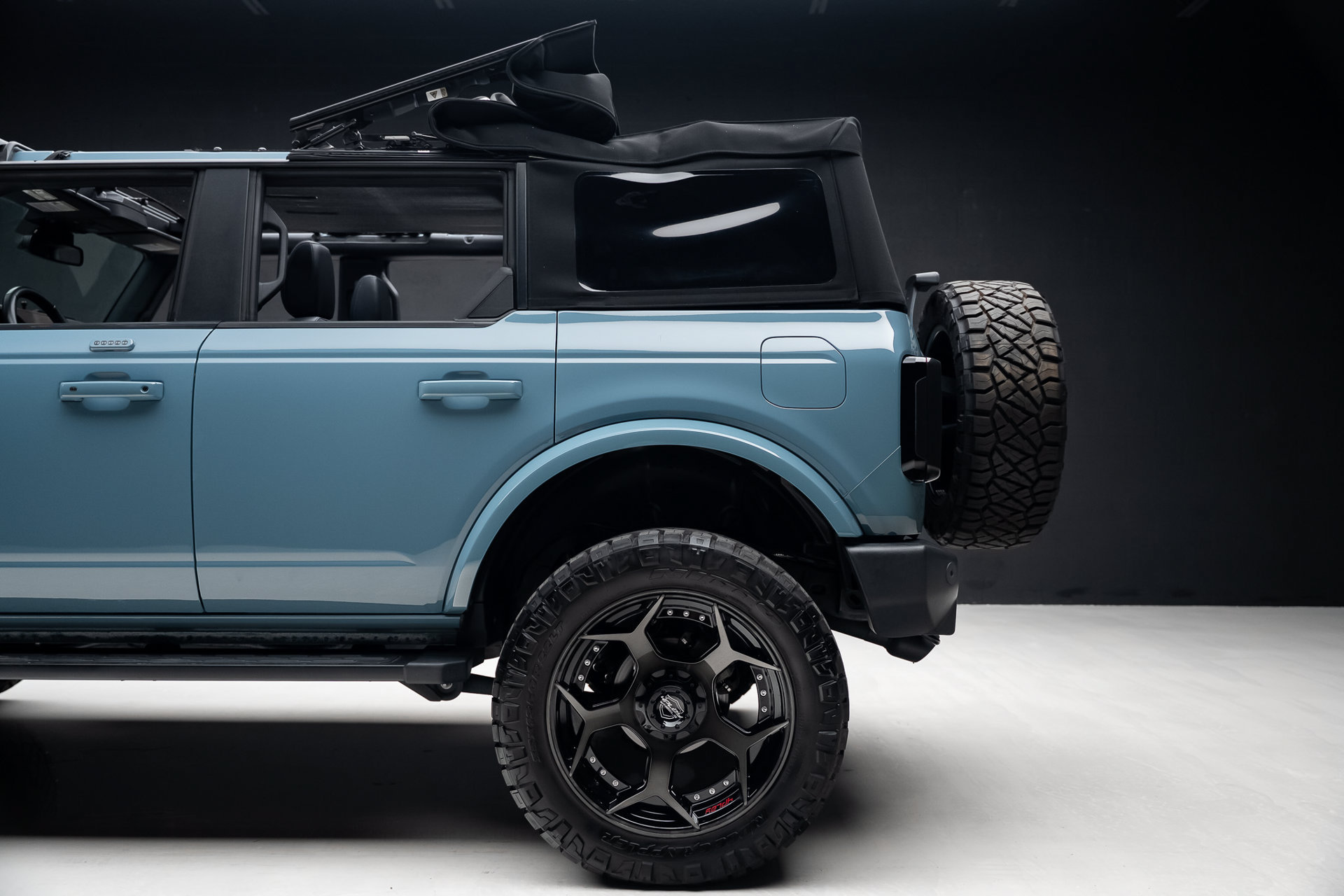 Used 2023 Ford Bronco Outer Banks AWD/4WD image 24