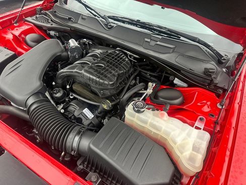 Used 2023 Dodge Challenger SXT w/ Plus Package image 23