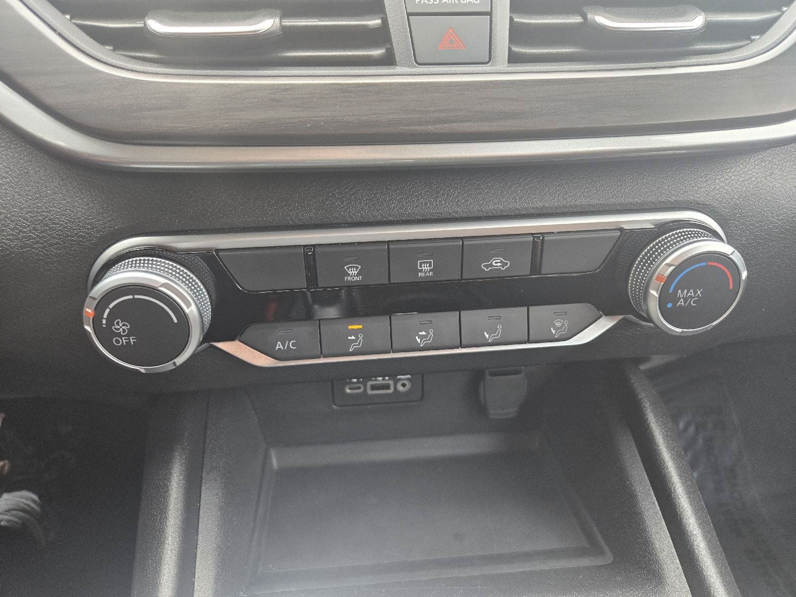 Used 2025 Nissan Altima 2.5 SV FWD image 20