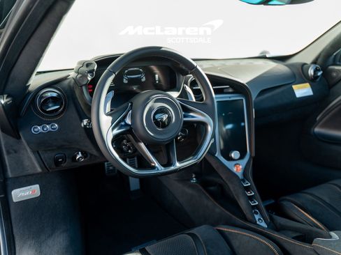 New 2026 McLaren 750S image 26