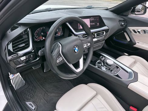 Used 2020 BMW Z4 sDrive30i w/ Convenience Package image 25