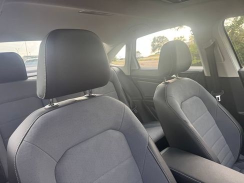New 2026 Volkswagen Jetta SE FWD image 14