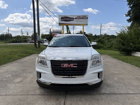 Used 2016 GMC Terrain SLE w/ Convenience Package AWD/4WD image 2