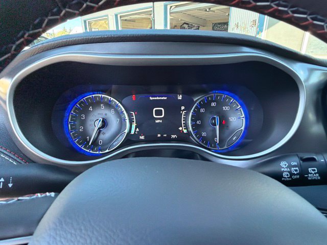 New 2027 Chrysler Pacifica Select AWD/4WD image 23
