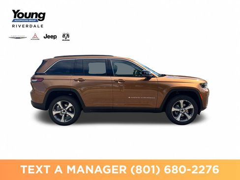 New 2026 Jeep Grand Cherokee Limited w/ Luxury Tech Group II AWD/4WD image 6