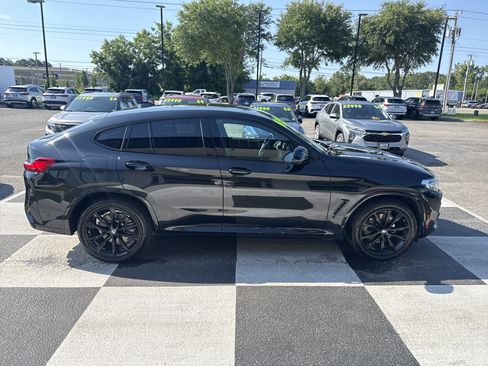 Used 2023 BMW X4 xDrive30i w/ M Sport Package AWD/4WD image 3