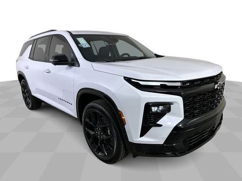 New 2026 Chevrolet Traverse RS w/ LPO, Floor Liner Package AWD/4WD image 2