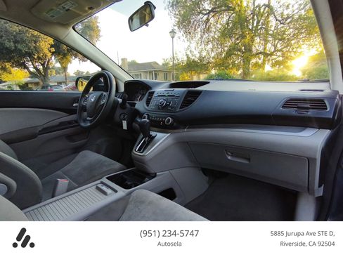Used 2014 Honda CR-V LX image 17