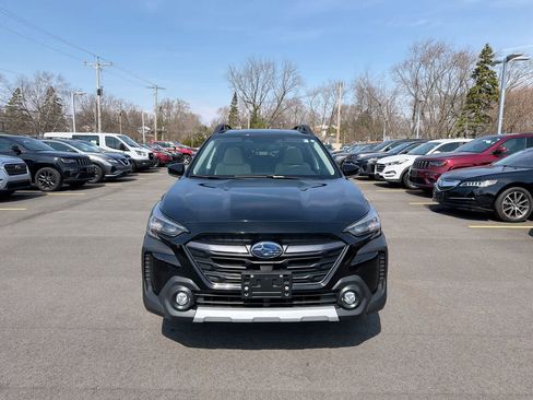 Certified 2025 Subaru Outback Limited AWD/4WD image 16