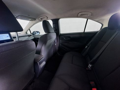 Used 2025 Toyota Corolla LE FWD image 22