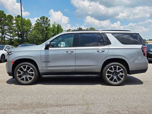 Used 2024 Chevrolet Tahoe RST w/ Luxury Package AWD/4WD image 2