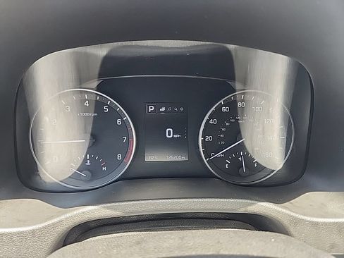 Used 2018 Hyundai Elantra SEL FWD image 10
