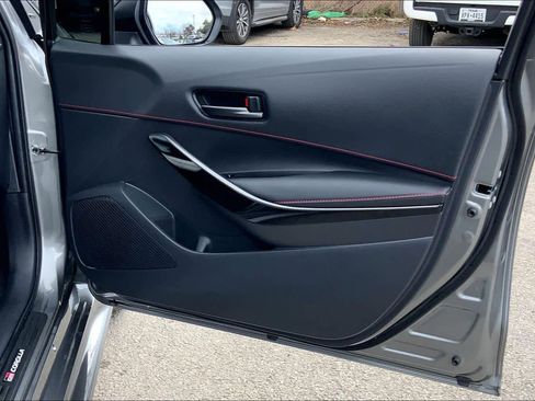 Used 2025 Toyota Corolla Premium Plus image 20