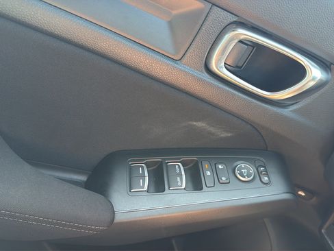 Used 2025 Honda Civic Sport image 21