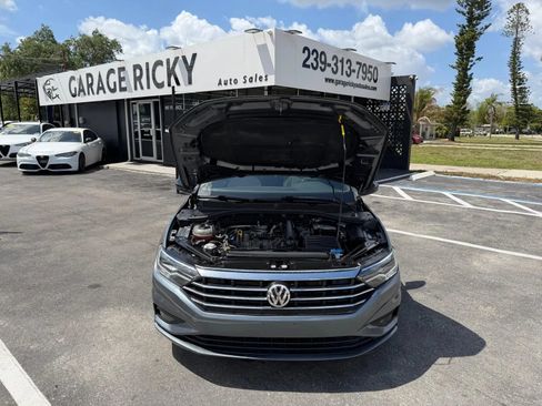 Used 2020 Volkswagen Jetta R-Line w/ R-Line Cold Weather Package FWD image 28