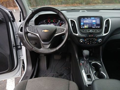 Used 2022 Chevrolet Equinox LT image 14