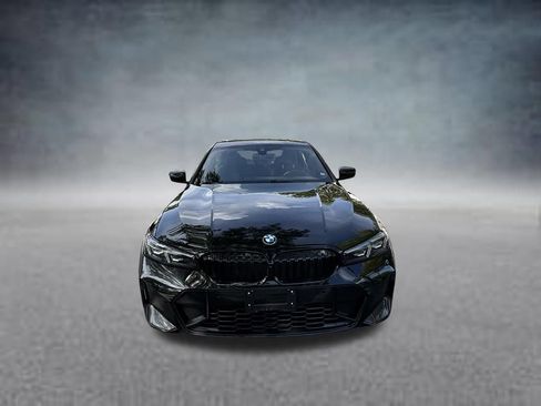 Used 2026 BMW 330i Sedan RWD image 2