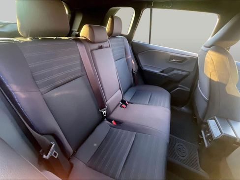 Used 2026 Toyota RAV4 SE FWD image 19