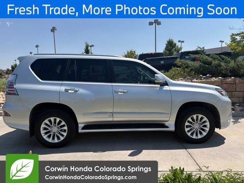 Used 2015 Lexus GX 460 w/ Premium Package AWD/4WD image 7