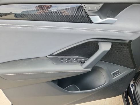 New 2026 Volkswagen Tiguan SE image 6