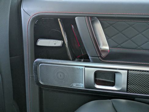 Used 2022 Mercedes-Benz G 550 image 16
